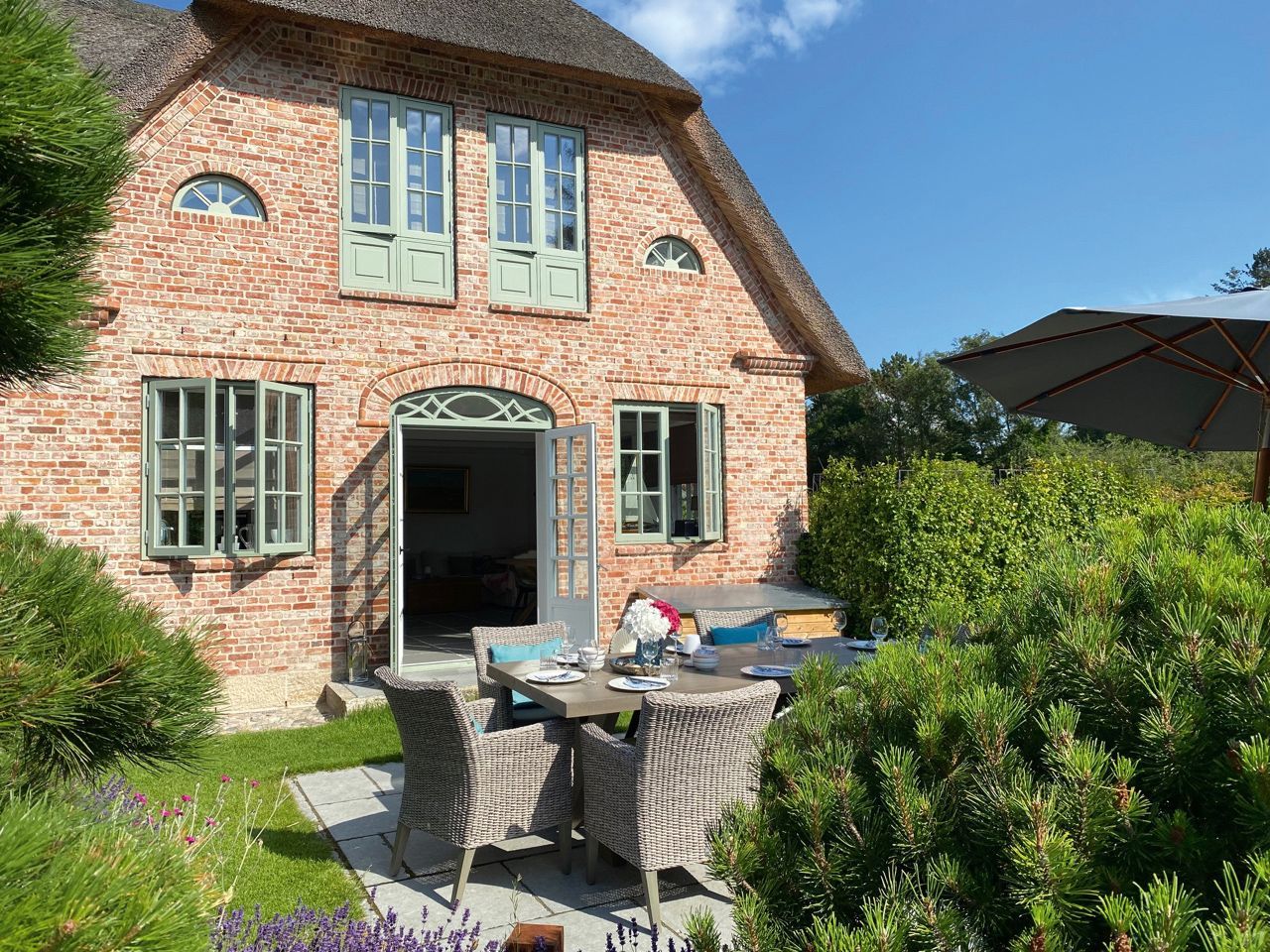 Kamin, Wellness und Sauna an der Nordsee – Narwal & Schwertwal Kamin, Wellness und Sauna an der Nordsee - Narwal & Schwertwal