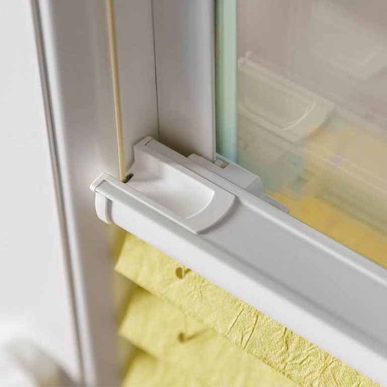 Der Mueckengittermacher - Insektenschutz für Fenster und Türen nach Maß